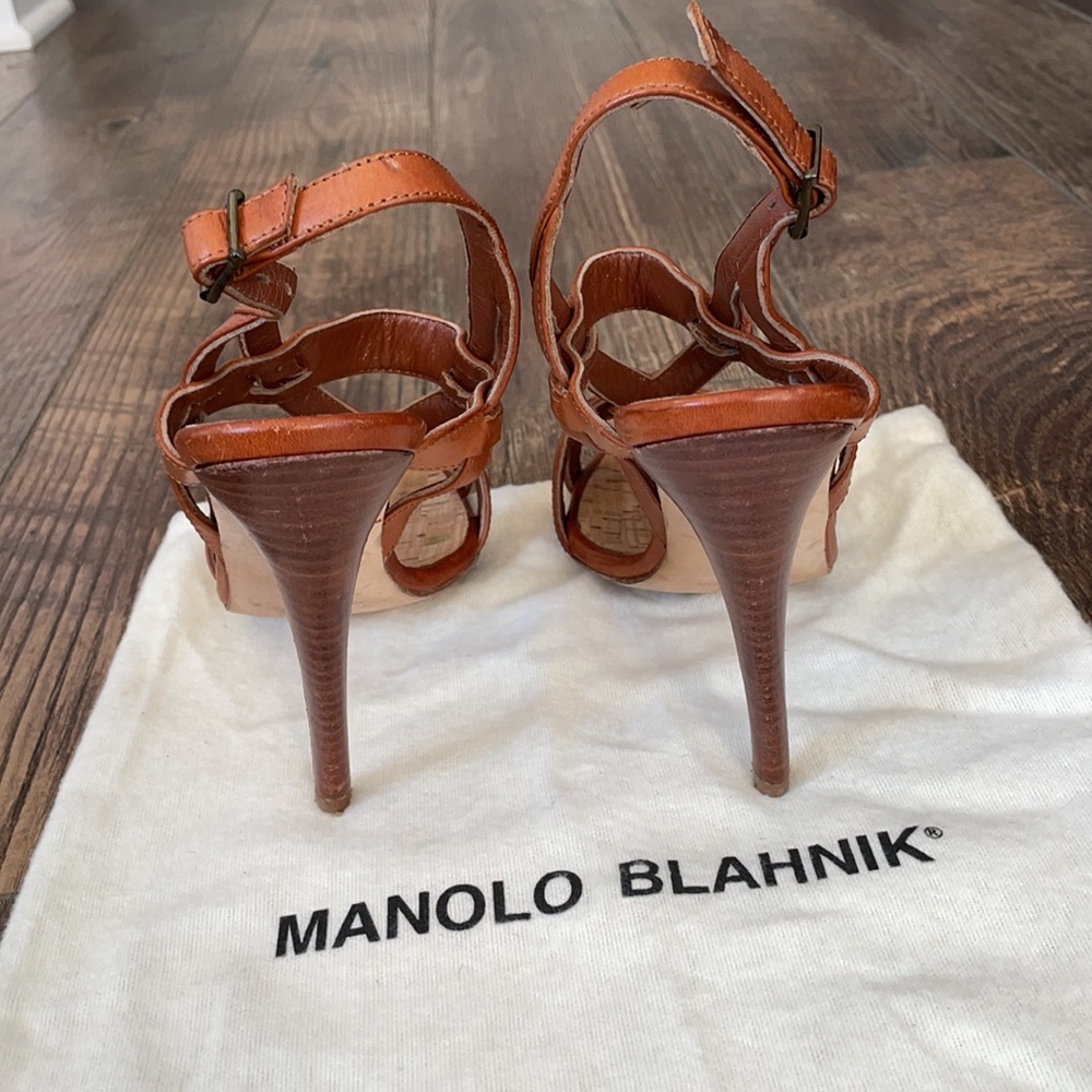 Manolo Blahnik heels - Picture 3 of 5